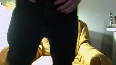 Snapshot of ovid231 chatting on December 7, 2024, 11:34 pm 92 online show from December 7, 2024, 11:34 pm