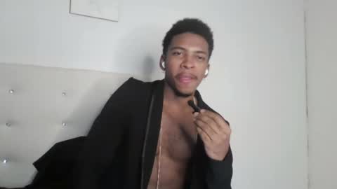 Owen online show from December 5, 2025, 2:09 am