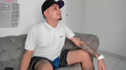 O W E N - S T O N E online show from September 23, 2025, 4:26 am