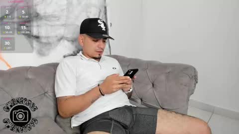 O W E N - S T O N E online show from October 22, 2025, 4:13 am