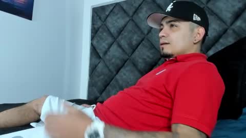 O W E N - S T O N E online show from November 13, 2025, 12:26 pm