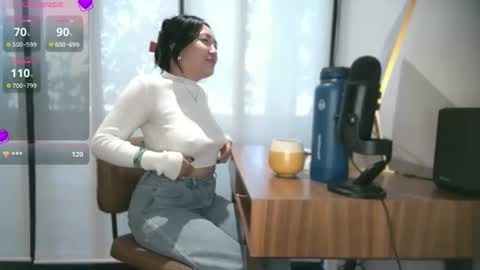 ozhmara online show from October 21, 2025, 2:29 pm