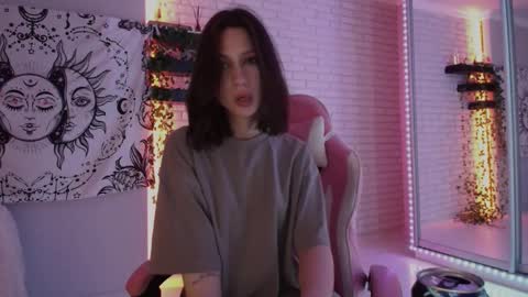 Alice online show from December 3, 2024, 7:44 pm