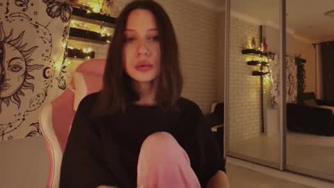 Alice online show from December 25, 2024, 11:10 pm