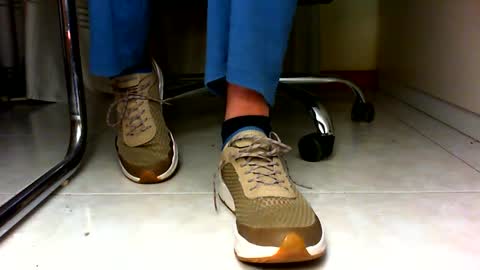 Snapshot of pablomenesssl chatting on December 24, 2024, 6:39 pm Pablo Meness online show from December 24, 2024, 6:39 pm