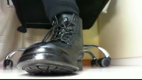 Snapshot of pablomenesssl chatting on January 8, 2025, 9:55 pm Pablo Meness online show from January 8, 2025, 9:55 pm