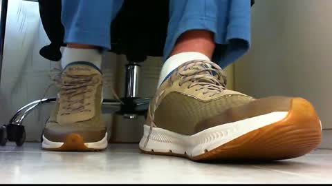 Snapshot of pablomenesssl chatting on January 13, 2025, 12:45 pm Pablo Meness online show from January 13, 2025, 12:45 pm