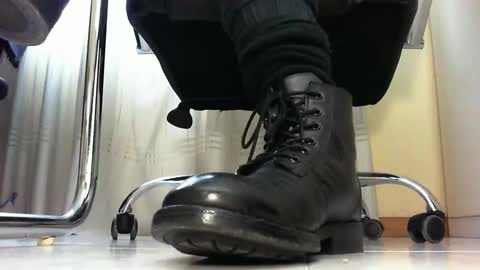 Snapshot of pablomenesssl chatting on February 1, 2025, 1:30 pm Pablo Meness online show from February 1, 2025, 1:30 pm