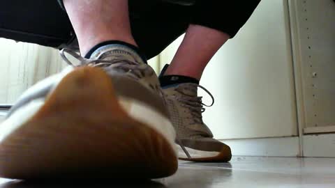 Snapshot of pablomenesssl chatting on February 9, 2025, 2:29 pm Pablo Meness online show from February 9, 2025, 2:29 pm