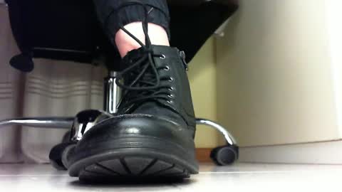 Snapshot of pablomenesssl chatting on February 9, 2025, 9:17 pm Pablo Meness online show from February 9, 2025, 9:17 pm