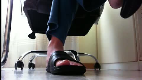 Snapshot of pablomenesssl chatting on March 7, 2025, 12:12 pm Pablo Meness online show from March 7, 2025, 12:12 pm