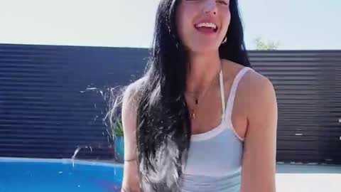 Snapshot of pakeha_princess chatting on September 14, 2025, 11:15 pm Holly  online show from September 14, 2025, 11:15 pm