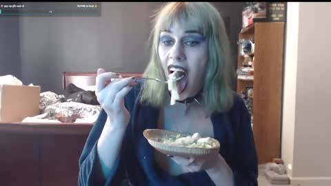 Snapshot of palaceofmalice chatting on January 14, 2025, 7:32 pm palaceofmalice online show from January 14, 2025, 7:32 pm