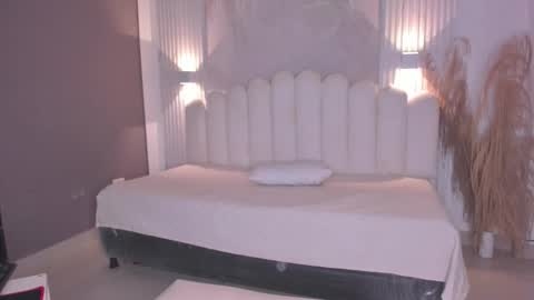 pamela online show from November 28, 2025, 8:00 pm