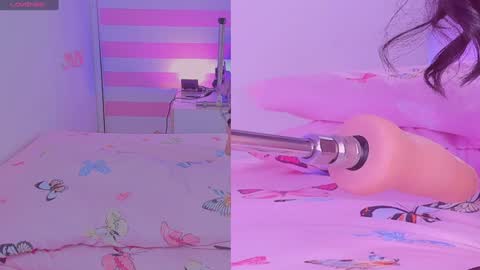 Snapshot of pamela_cm chatting on January 21, 2025, 11:03 am .. online show from January 21, 2025, 11:03 am