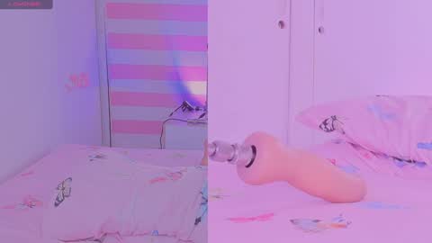 Snapshot of pamela_cm chatting on January 31, 2025, 2:17 pm .. online show from January 31, 2025, 2:17 pm