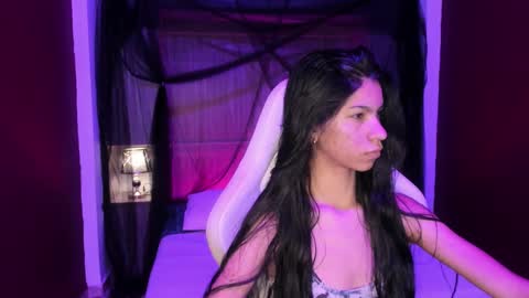 Snapshot of pamelaascott chatting on November 21, 2025, 4:33 am P A M online show from November 21, 2025, 4:33 am