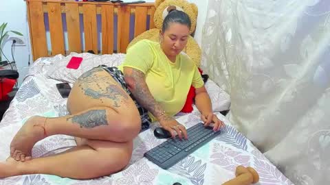 Pamela online show from March 6, 2025, 10:15 pm