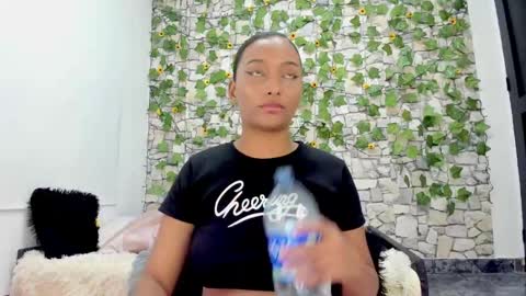 pandora_gu1 online show from December 5, 2024, 11:40 pm