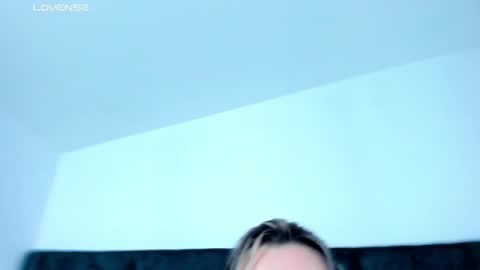 Snapshot of pandorabianchi_ chatting on February 9, 2025, 11:25 am PANDORA online show from February 9, 2025, 11:25 am