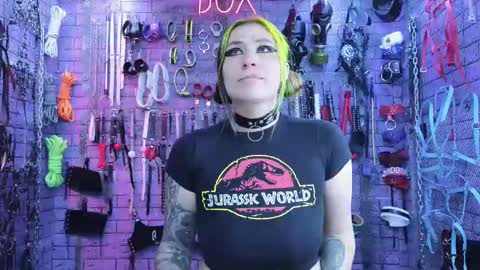 Snapshot of pandoranez chatting on February 21, 2025, 3:34 am PandoraNez online show from February 21, 2025, 3:34 am