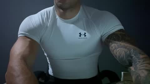 Snapshot of panther_style chatting on December 2, 2024, 5:59 am Oleg online show from December 2, 2024, 5:59 am