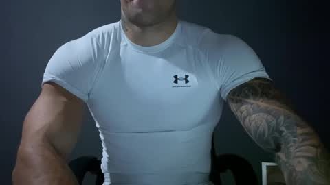 Snapshot of panther_style chatting on December 7, 2024, 4:53 am Oleg online show from December 7, 2024, 4:53 am