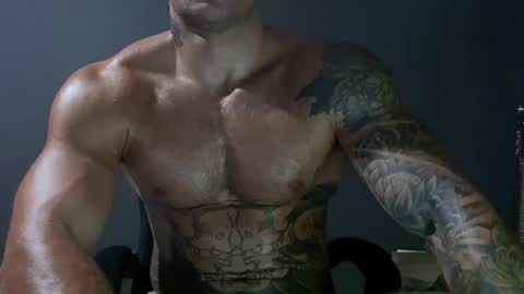 Snapshot of panther_style chatting on December 9, 2024, 8:00 am Oleg online show from December 9, 2024, 8:00 am