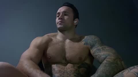 Snapshot of panther_style chatting on December 21, 2024, 3:47 am Oleg online show from December 21, 2024, 3:47 am