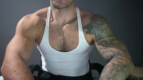 Snapshot of panther_style chatting on January 6, 2025, 4:58 am Oleg online show from January 6, 2025, 4:58 am