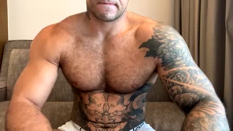 Snapshot of panther_style chatting on February 25, 2025, 9:20 am Oleg online show from February 25, 2025, 9:20 am