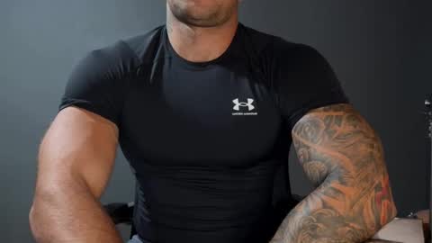 Snapshot of panther_style chatting on September 9, 2025, 6:13 am Oleg online show from September 9, 2025, 6:13 am