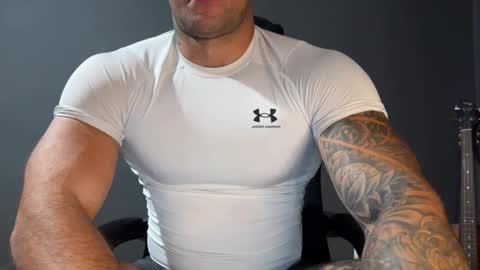 Snapshot of panther_style chatting on September 15, 2025, 5:51 am Oleg online show from September 15, 2025, 5:51 am