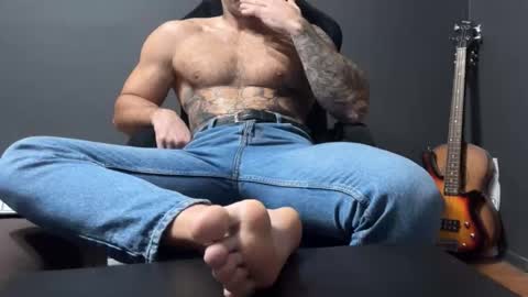 Snapshot of panther_style chatting on November 22, 2025, 4:00 am Oleg online show from November 22, 2025, 4:00 am