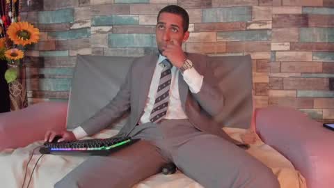 Snapshot of paolo_johnson chatting on September 23, 2025, 12:08 pm Paolo online show from September 23, 2025, 12:08 pm