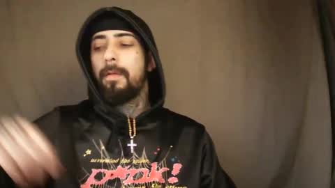 Snapshot of papiqfue chatting on December 22, 2024, 2:16 pm papiqfue online show from December 22, 2024, 2:16 pm