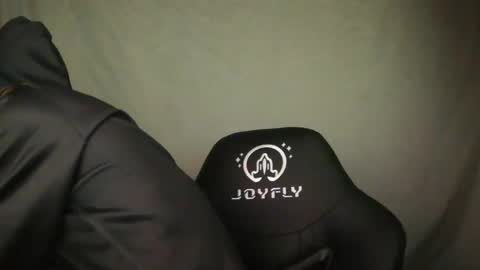 Snapshot of papiqfue chatting on December 24, 2024, 6:28 pm papiqfue online show from December 24, 2024, 6:28 pm