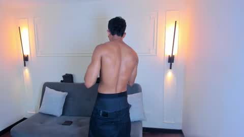 Ryan And Casper online show from September 17, 2025, 11:17 pm