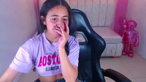 Snapshot of paris_1sub chatting on September 8, 2025, 3:55 pm Paris 1sub online show from September 8, 2025, 3:55 pm
