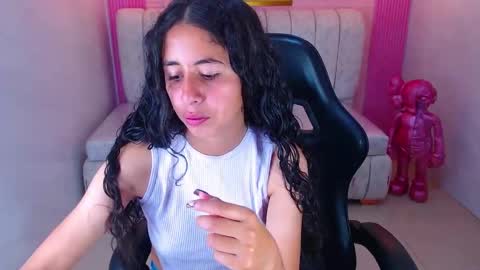 Snapshot of paris_1sub chatting on September 9, 2025, 12:48 pm Paris 1sub online show from September 9, 2025, 12:48 pm