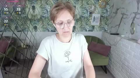 Paris online show from December 14, 2025, 8:02 pm