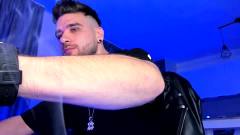 Paris online show from December 6, 2024, 5:33 pm