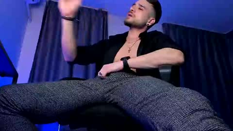 Paris online show from February 16, 2025, 9:59 pm