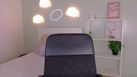 PARIS online show from November 29, 2025, 8:34 pm