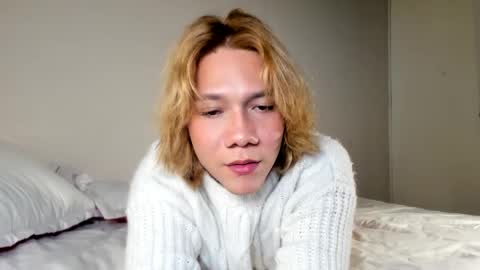 Snapshot of parisstone2 chatting on December 15, 2024, 8:36 pm connie online show from December 15, 2024, 8:36 pm