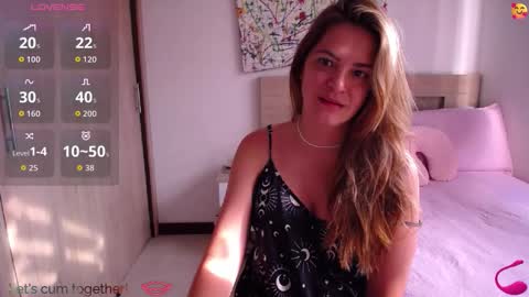 Snapshot of pariswlls chatting on September 11, 2025, 12:38 pm Paris online show from September 11, 2025, 12:38 pm