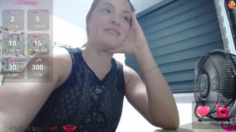 Snapshot of pariswlls chatting on September 15, 2025, 1:16 am Paris online show from September 15, 2025, 1:16 am