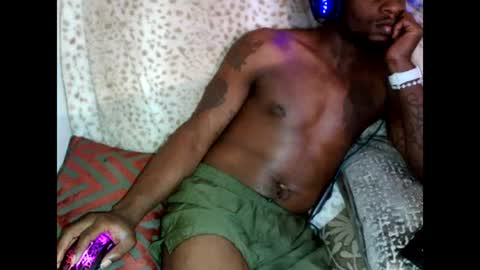 Snapshot of parlaytellio chatting on December 9, 2024, 3:40 am Parlay Tellio online show from December 9, 2024, 3:40 am