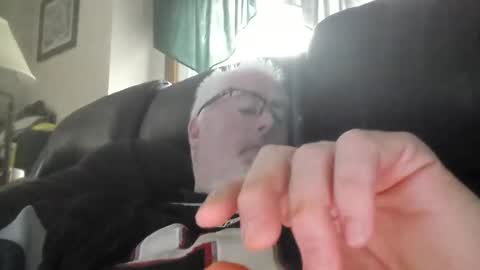 Snapshot of part86 chatting on October 19, 2025, 6:52 pm part86 online show from October 19, 2025, 6:52 pm