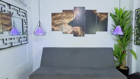 Snapshot of party_rachell_ggh chatting on September 15, 2025, 12:43 am party_rachell_ggh online show from September 15, 2025, 12:43 am